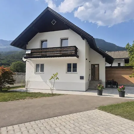 Meilenstein * Bad Goisern